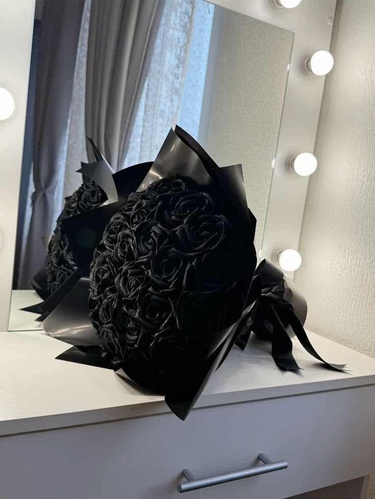Luxury 30 Eternal Glitter Rose Bouquet ✨🌹